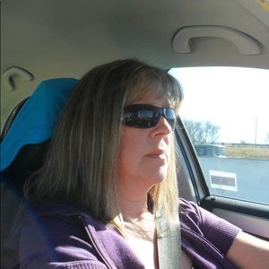 Meet your Posher, Jen